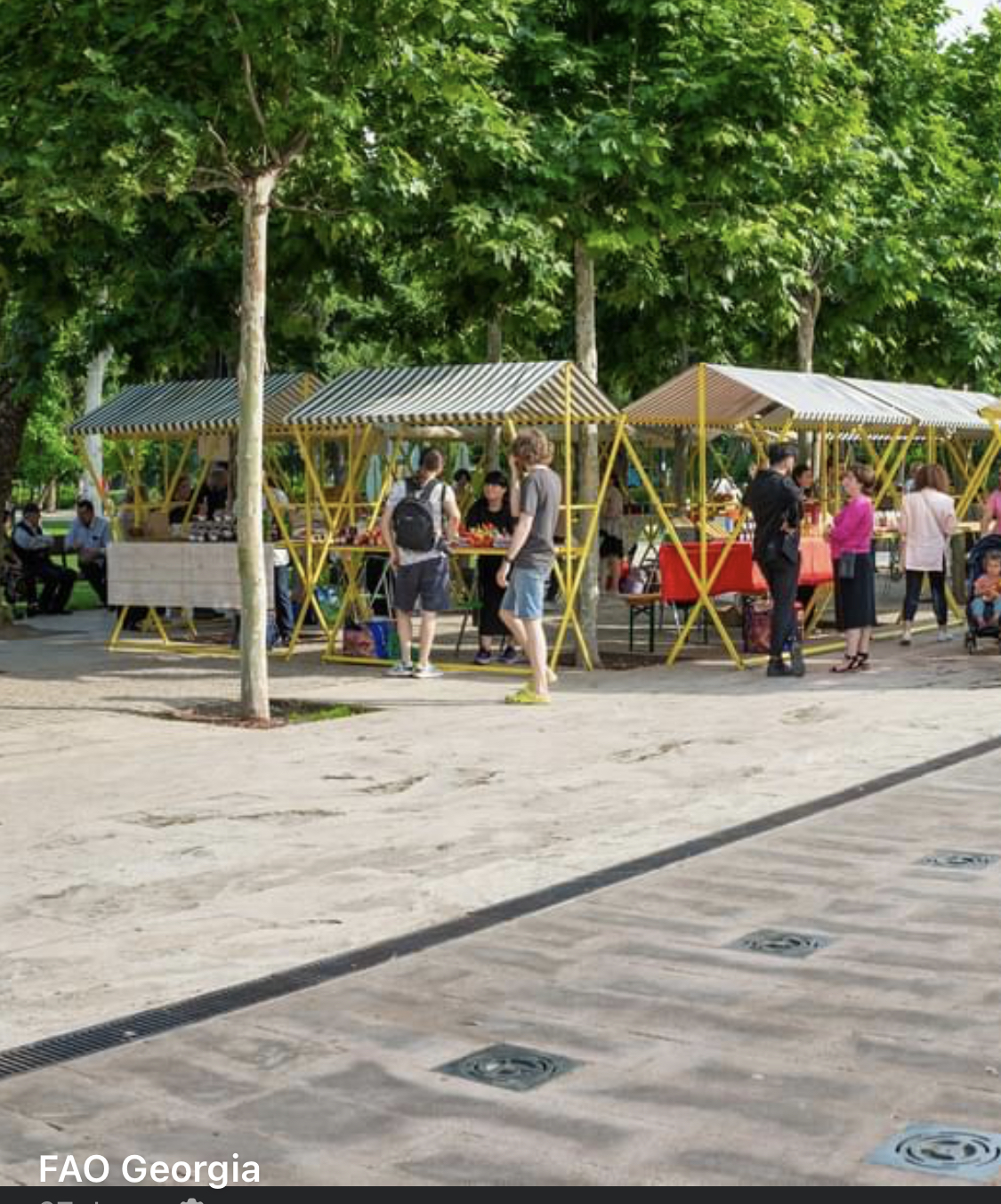 ლითონის სადგამი — სადგამები, ხელმისაწვდომი ღონისძიებისთვის HiRent-ისგან